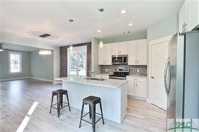 Kitchen/ Dining Room