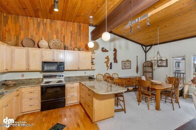 Kitchen/dining