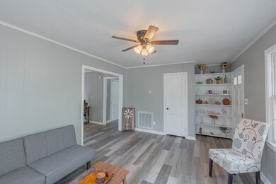 404 Oak St, Manchester, TN 37355 - photo 7