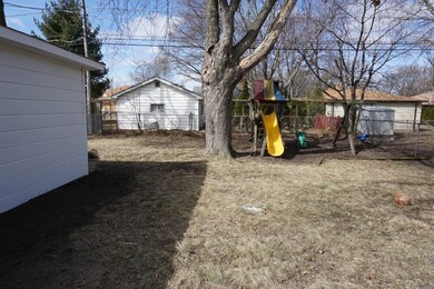 1916 Walnut St, Waukegan, IL 60087 - photo 7
