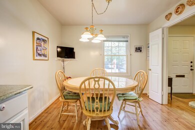 7620 Westlake Terrace unit 70, Bethesda, MD 20817 - photo 4