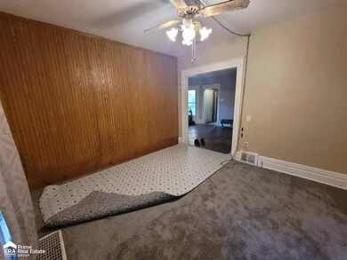 108 N Mercer St, Durand, MI 48429 - photo 4