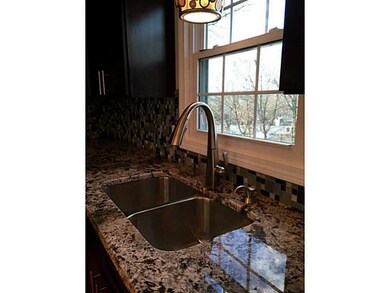 32 Camelia Dr, Cranston, RI 02920 - photo 7