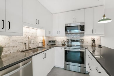 825 Center 32b St, Jupiter, FL 33458 - photo 7