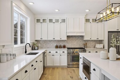 17595 Bridgewater Cir, Minnetonka, MN 55345 - photo 7