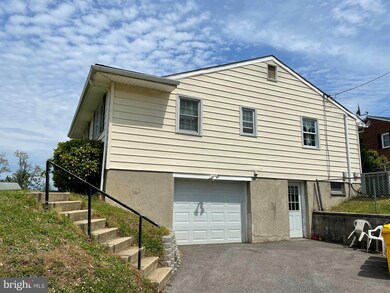 201 Minta Ct unit ROOM FOR RENT, Linthicum Heights, MD 21090 - photo 2