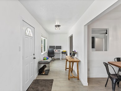 32 Lucero Rd unit A-B, Santa Fe, NM 87508 - photo 7