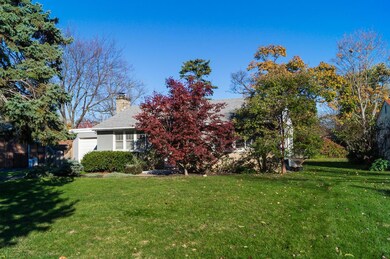 1982 Zollinger Rd, Columbus OH 43221