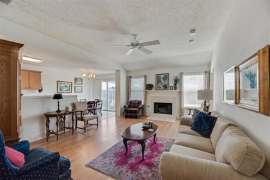 1005 Beechwood Dr, Denton, TX 76210 - photo 4