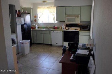 eat in kitchen