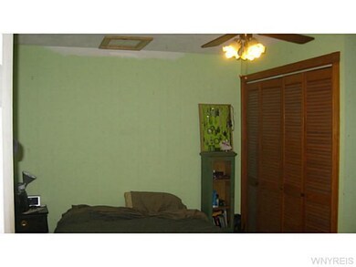 Bedroom LOWER