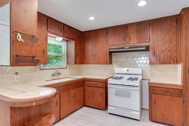 1901 Parker Rd, Houston, TX 77093 - photo 7