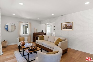 2804 Spreckels Ln, Redondo Beach, CA 90278 - photo 4