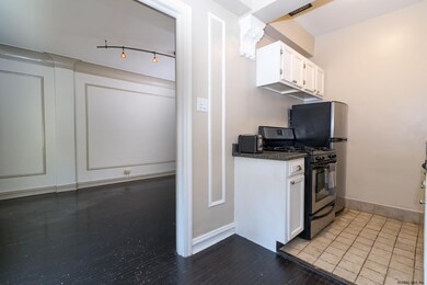 399 State St unit 206, Albany, NY 12210 - photo 6