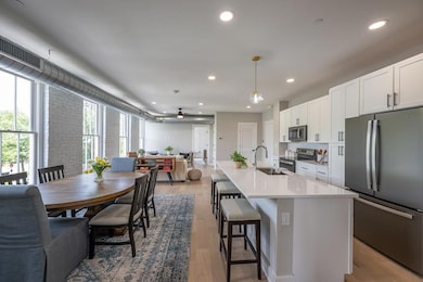 2- 70 Carolina St (301)