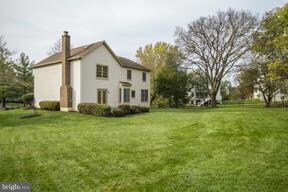 12205 Mosel Terrace, North Potomac, MD 20878 - photo 4