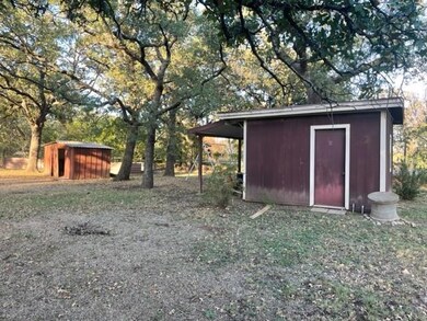 600 Dogwood St, Springtown, TX 76082 - photo 3