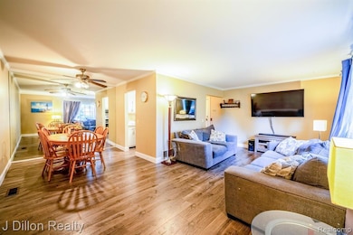 653 E Fox Hills Dr unit 49, Bloomfield Hills, MI 48304 - photo 6