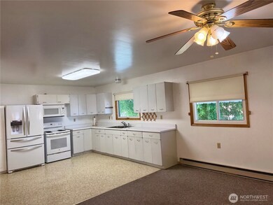 216 NW Cole Ave, Wilbur, WA 99185 - photo 5