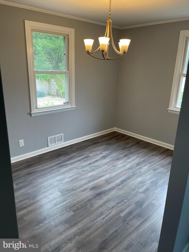 8715 Jenifer Rd, Parkville, MD 21234 - photo 6