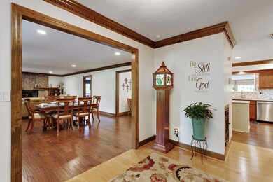 Another view of the foyer.