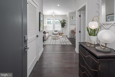 Key and Nash unit 408, Arlington, VA 22209 - photo 2