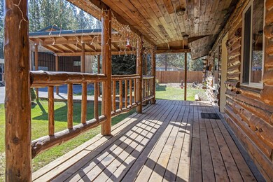 5-52745 Golden Astor Road