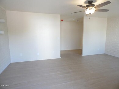 438 S Hobson unit 440, Mesa, AZ 85204 - photo 2
