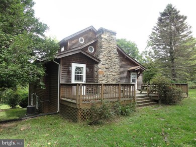 18370 Silcott Springs Rd, Purcellville, VA 20132 - photo 3