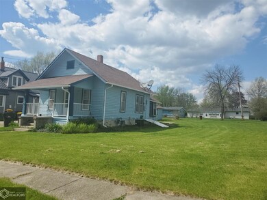 527 E Clay St, Osceola, IA 50213 - photo 2
