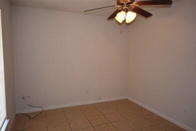 1915 Beaver Bend Rd, Houston, TX 77088 - photo 3