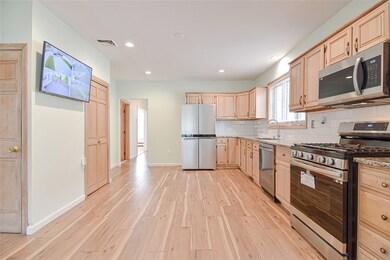 175 Flint Ave, Cranston, RI 02910 - photo 2