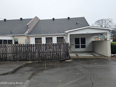 102 Regency Ct unit B3, Campbellsville, KY 42718 - photo 4