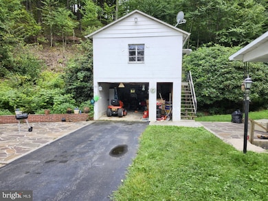 6836 W Virginia 55, Moorefield, WV 26836 - photo 7