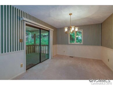 22 Gardenwood Ln, Asheville, NC 28803 - photo 6