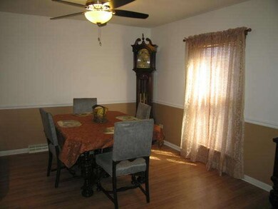 842 Notre Dame Dr, Matteson, IL 60443 - photo 4