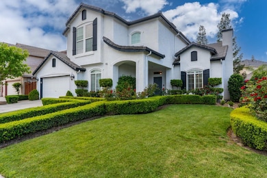 10717 N Bunkerhill Dr, Fresno, CA 93730 - photo 2