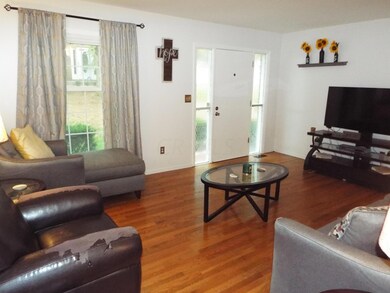 627 Simbury St unit D, Columbus, OH 43228 - photo 5