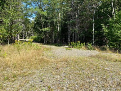 4. Cul-de-sac looking towards driveway