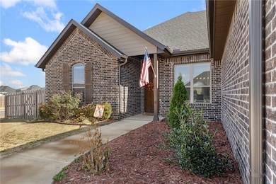 2108 W Abbott Ln, Fayetteville, AR 72751 - photo 2