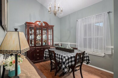 524 Belmont Dr, Friendswood, TX 77546 - photo 5