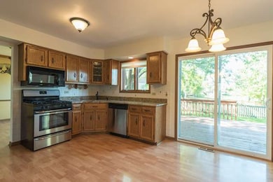 2517 Leach Dr, Naperville, IL 60564 - photo 5