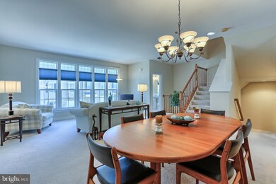 8 Indiana Cir, Lemoyne, PA 17043 - photo 4