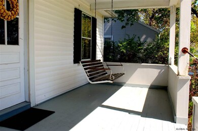 11 Oakwood Rd, Glenmont, NY 12077 - photo 3