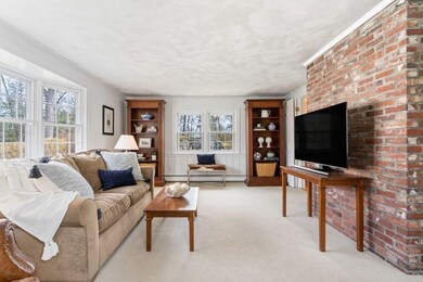 8 Halsey Way, Natick, MA 01760 - photo 4