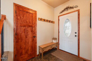 1116 Mustang Dr MLS-15