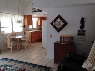 FAMILY ROOM TO KITCHEN