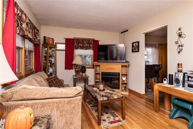 1535 Evergreen Ave, Des Moines, IA 50320 - photo 5