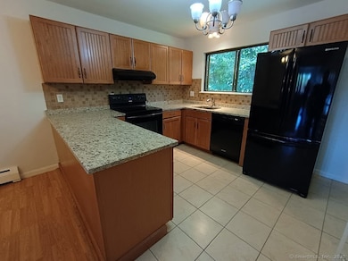 192 Kaynor Dr unit K, Waterbury, CT 06708 - photo 7