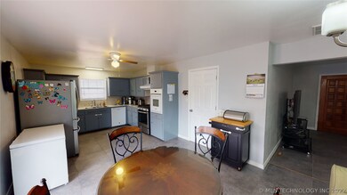 715 W 22nd St, Ada, OK 74820 - photo 4